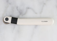 Load image into Gallery viewer, Clover Tracing Wheel- Serrated Edge
