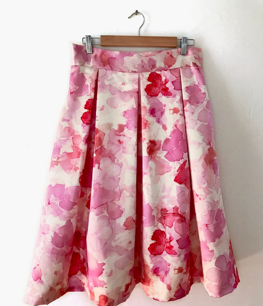 A Just Patterns Floral Pleated Midi Skirt