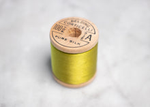 Load image into Gallery viewer, Belding Corticelli Pure Silk Thread: Limerick Green (#9125 A)
