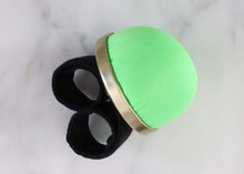 Load image into Gallery viewer, Bohin Pincushion with Slap Bracelet: Green
