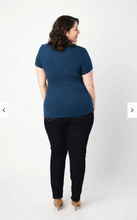 Load image into Gallery viewer, Cashmerette Dartmouth Top / Size 12-32
