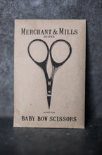 Load image into Gallery viewer, Merchant &amp; Mills Baby Bow Scissors
